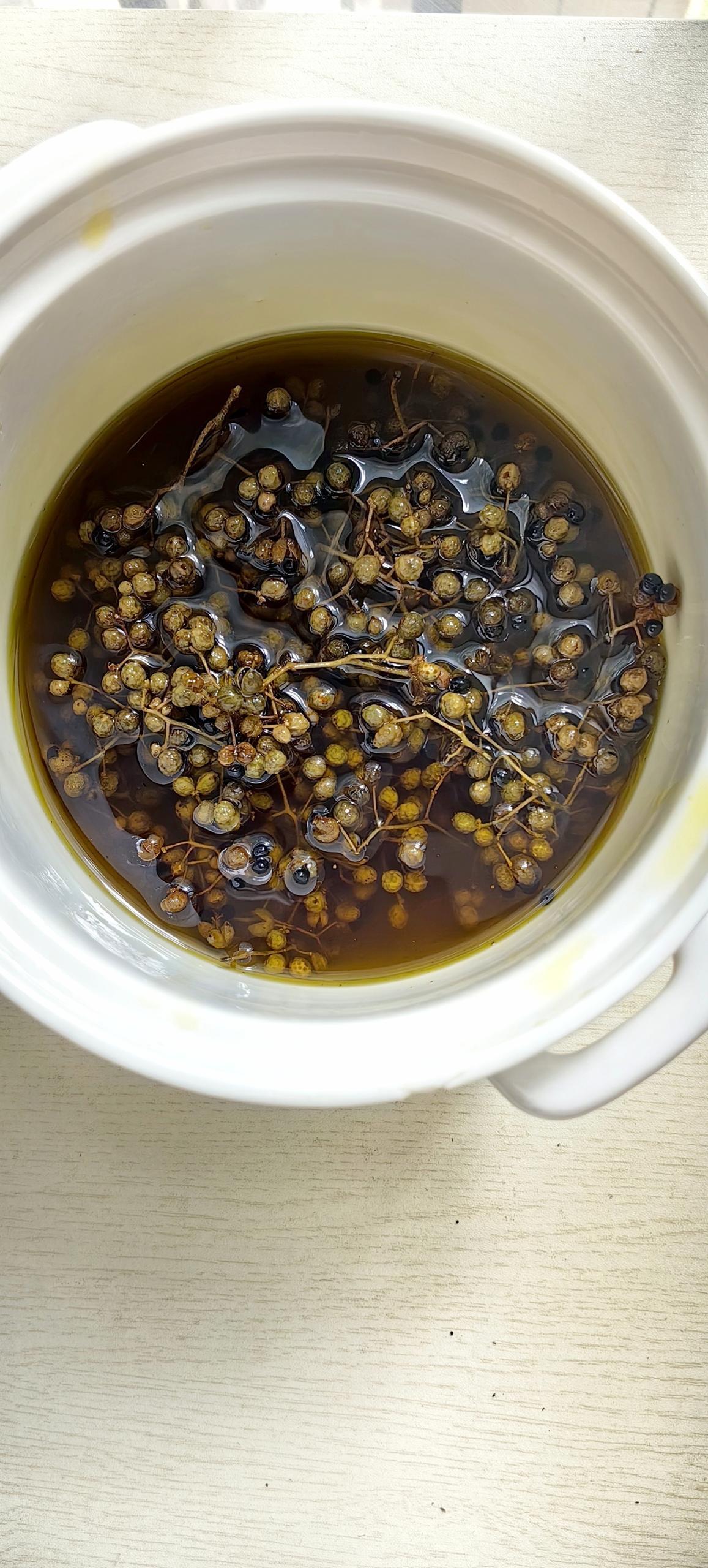 家庭自制花椒油怎么做,家庭自制花椒油的做法窍门