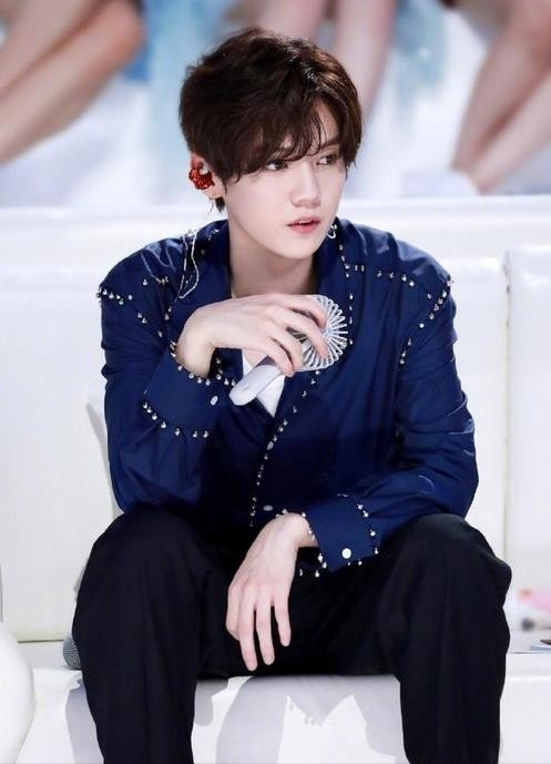 鹿晗离开EXO,世勋哭了是真的么？,