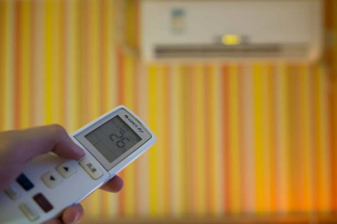 夏天家里热怎么办