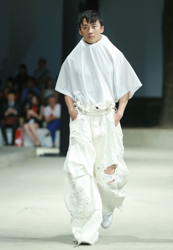 李泊文个人简介,李泊文个人简介图片