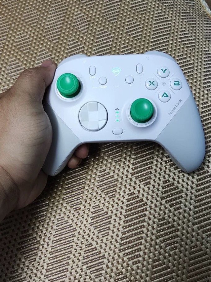 怎么用手机作为游戏手柄在电视上玩体感游戏,