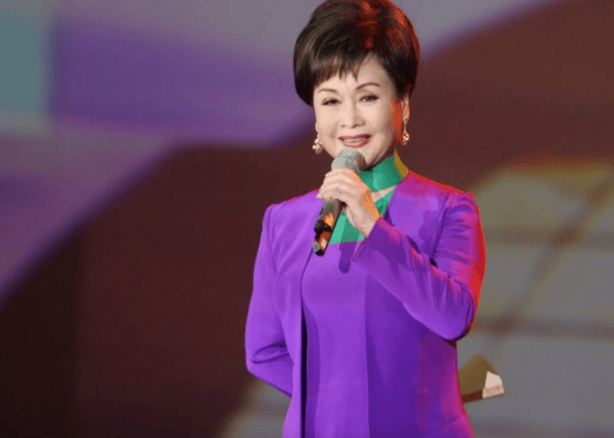 难忘今宵李谷一多大了,李谷 一的难忘今宵