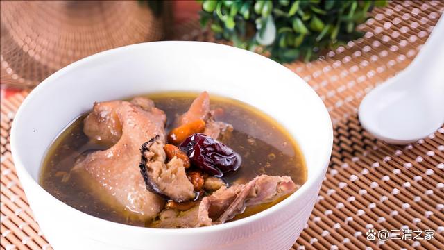 鸭肉怎么炖好吃,鸭肉怎么炖好吃又简单的做法