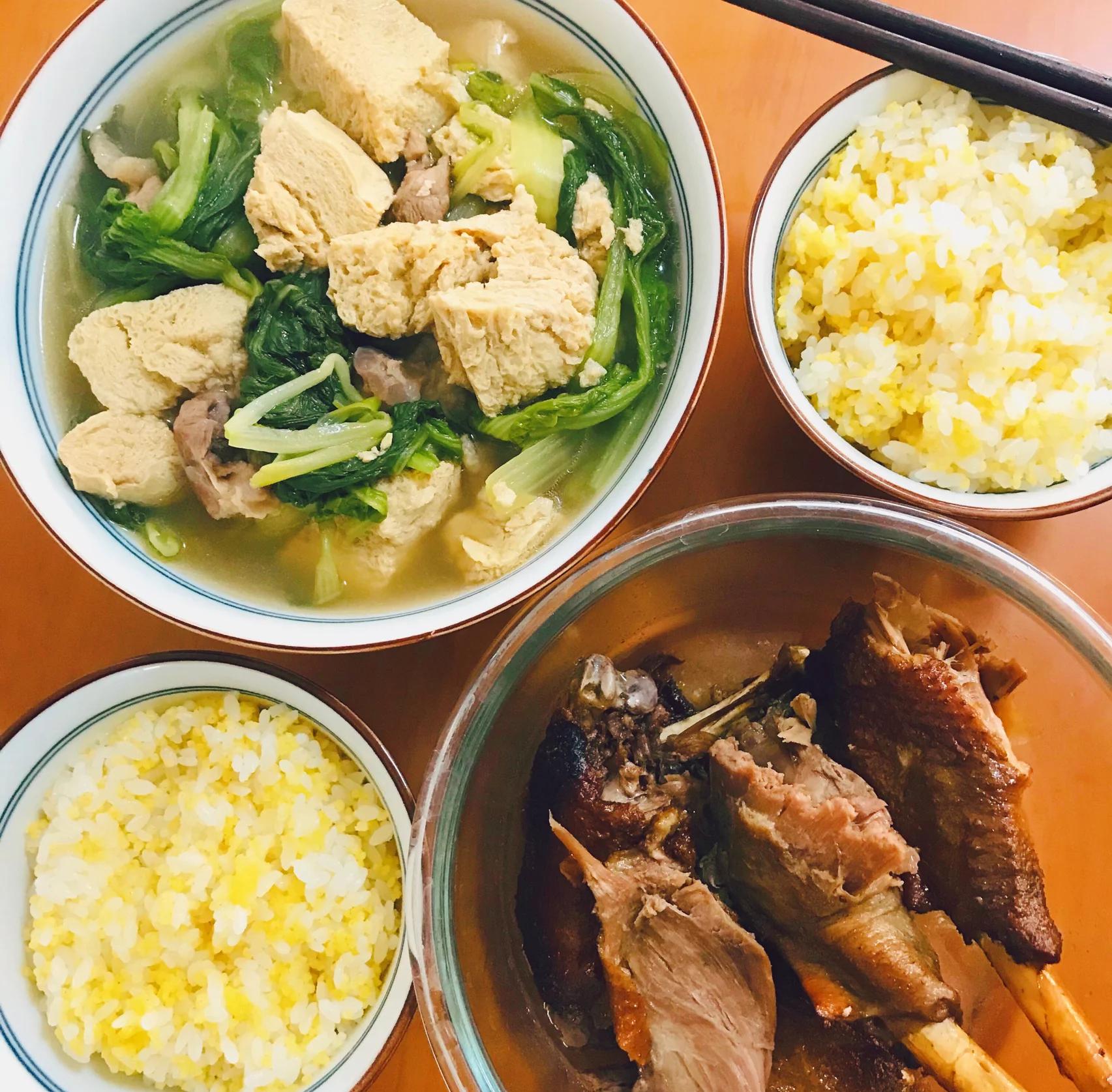 冻白菜炖豆腐怎么做,冻白菜炖豆腐怎么做视频