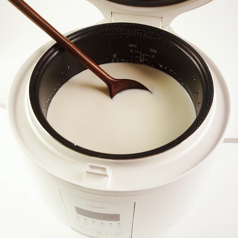 酸奶机做酸奶不要加水,酸奶机制作的时候用不用放水