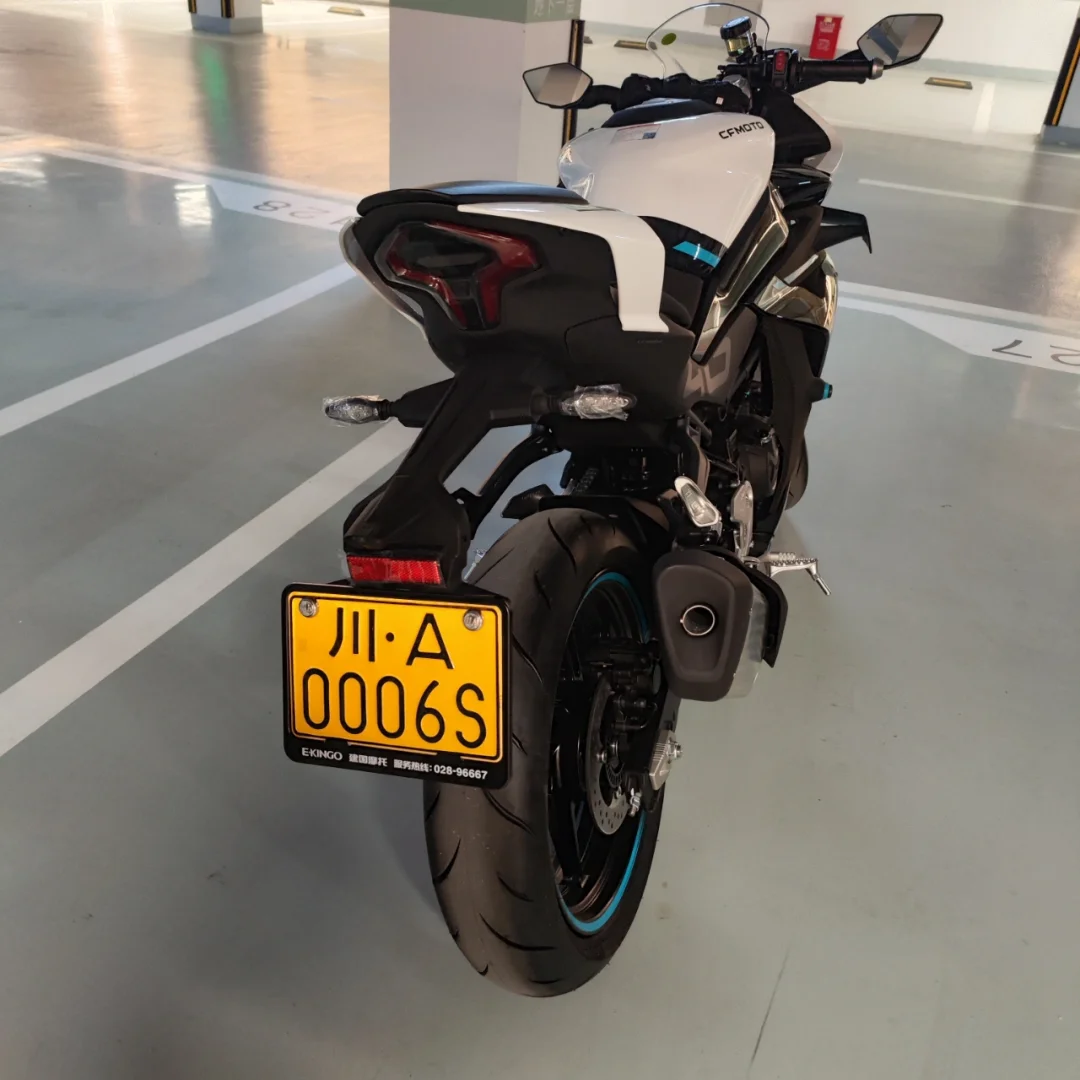 摩托车车牌是什么颜色,摩托车车牌颜色代表什么