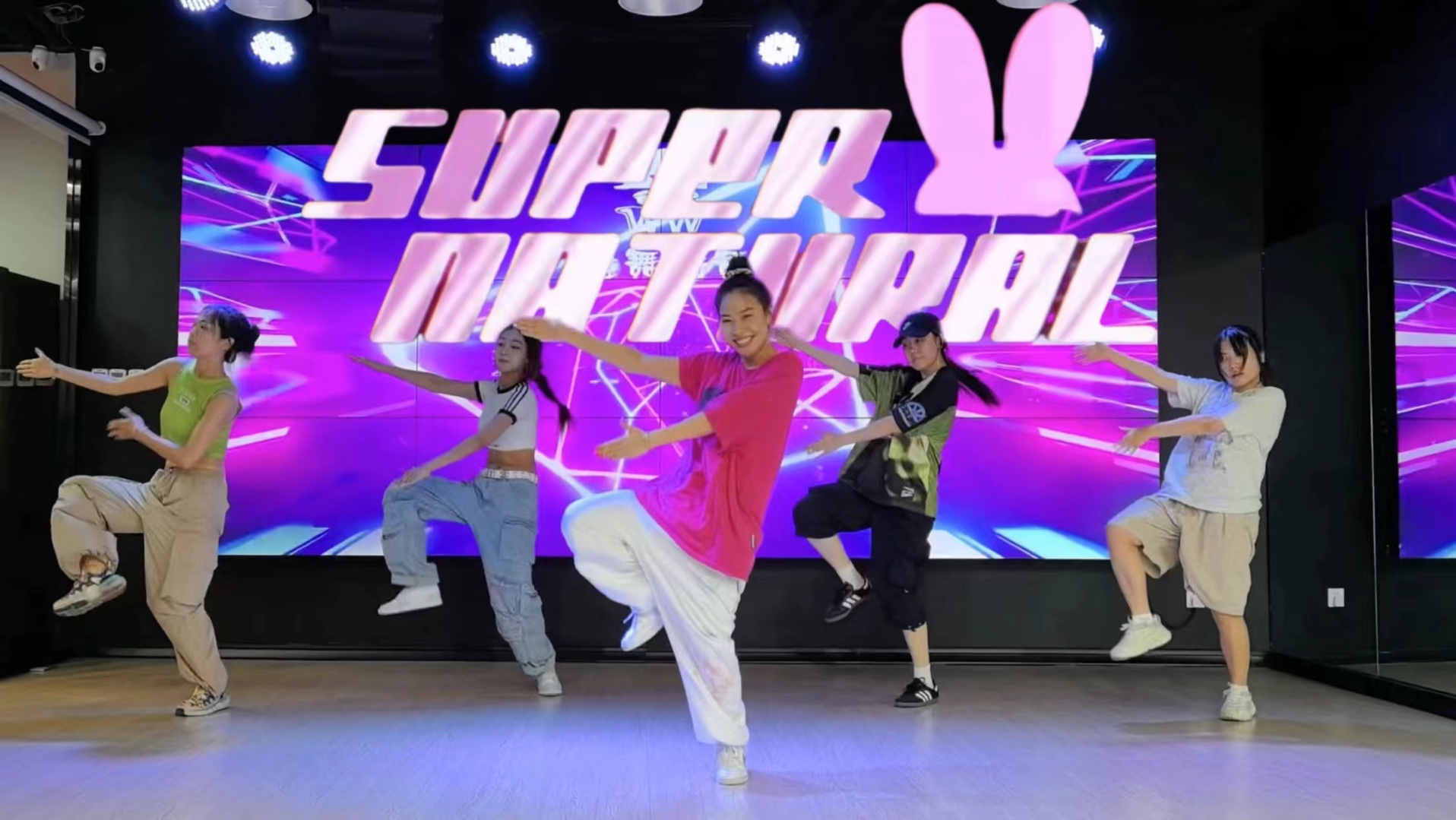 街舞有哪些舞种,街舞有哪些舞种是运动员的证