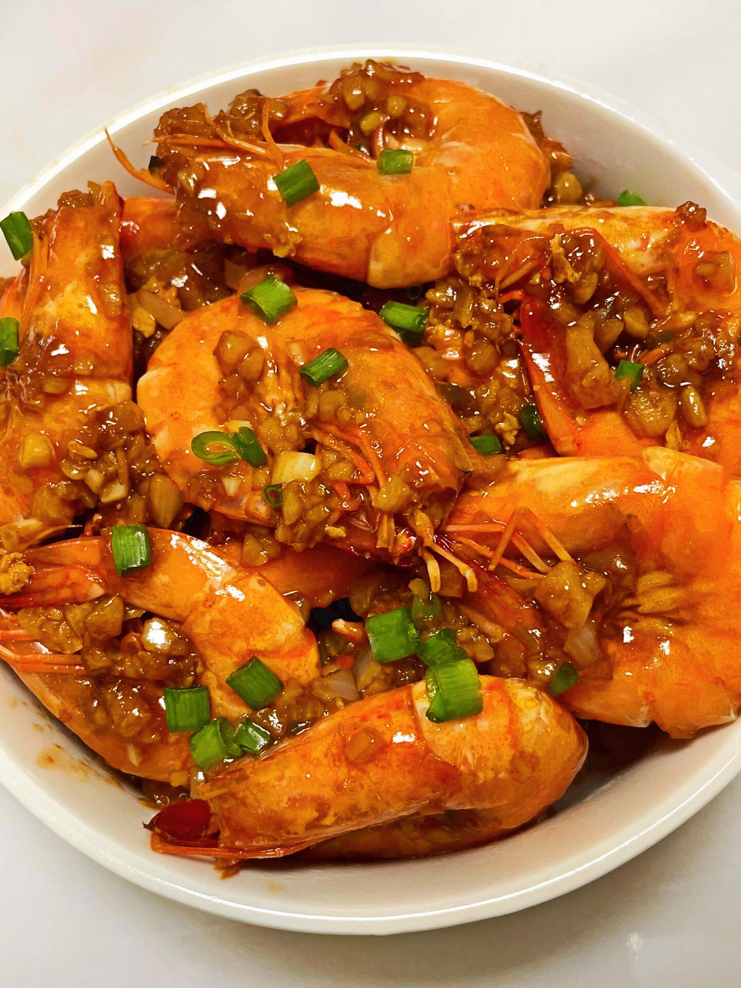 油焖大虾的正宗做法,油焖大虾正宗做法,教你一个欲罢不能的超赞做法