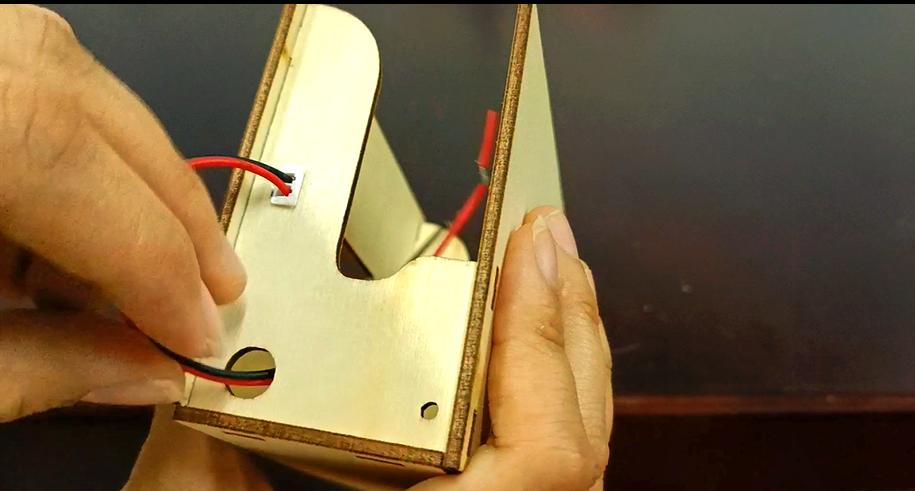 验钞机原理是啥,验钞机原理是啥样的