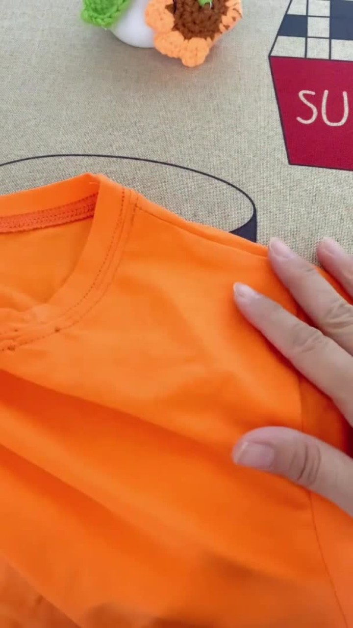 衣服领口太大怎么改小,衣服领口太大怎么改小窍门不用缝纫线