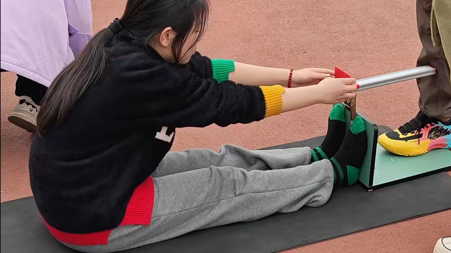 怎么做坐位体前屈训练,怎样做坐位体前屈效果好