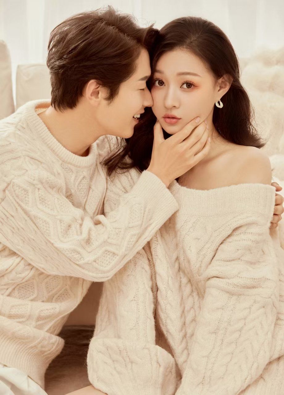 甜蜜的情侣照姿势有哪些？,情侣拍照姿势拿捏了情侣拍照姿势