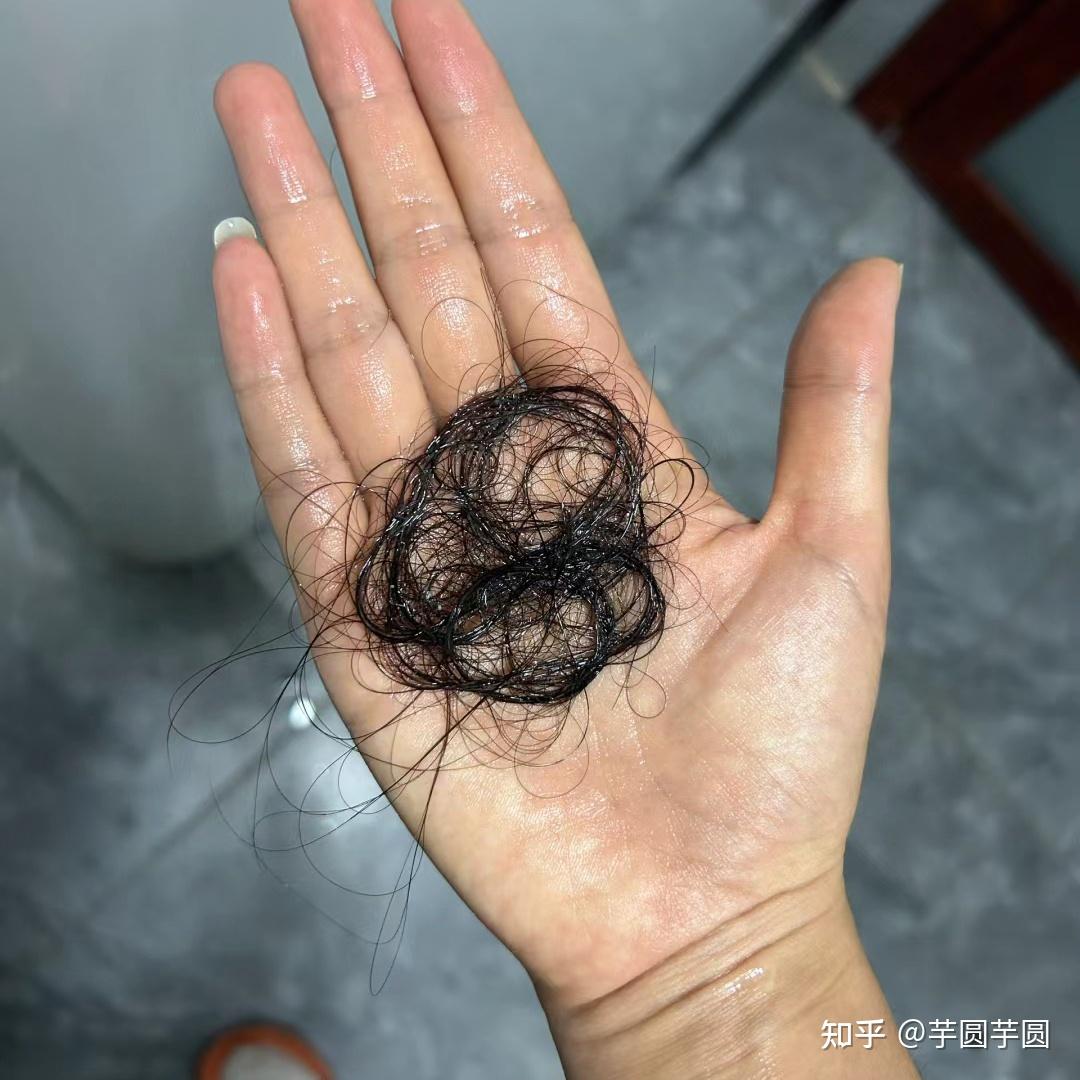 梦见自己梳头掉头发,梦见自己梳头掉头发周公解梦